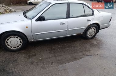 Седан Nissan Maxima 1993 в Запорожье