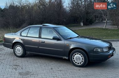 Седан Nissan Maxima 1989 в Подільську