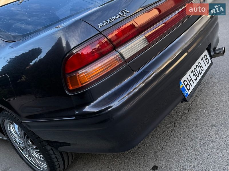 Седан Nissan Maxima 1995 в Одессе