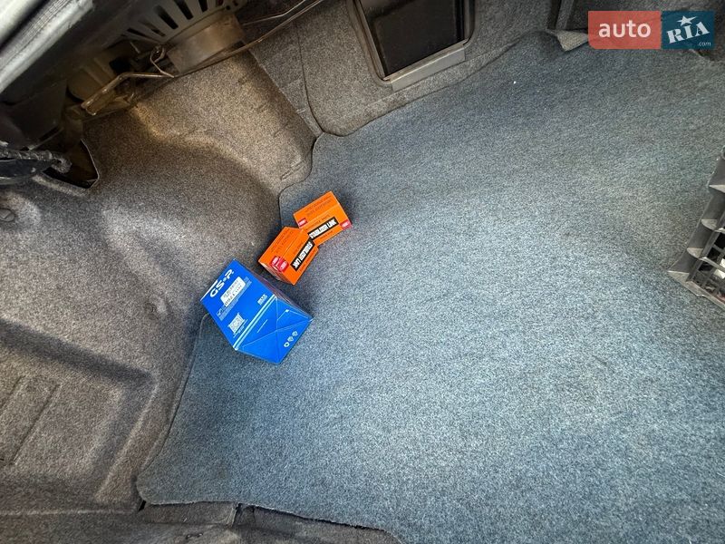 Седан Nissan Maxima 1995 в Одессе