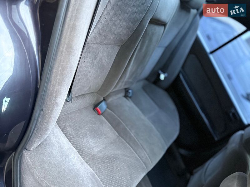 Седан Nissan Maxima 1995 в Одессе