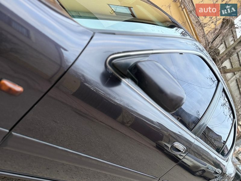 Седан Nissan Maxima 1995 в Одессе