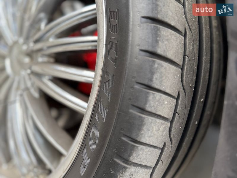 Седан Nissan Maxima 1995 в Одессе