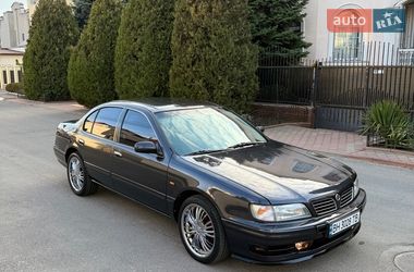 Седан Nissan Maxima 1995 в Одессе
