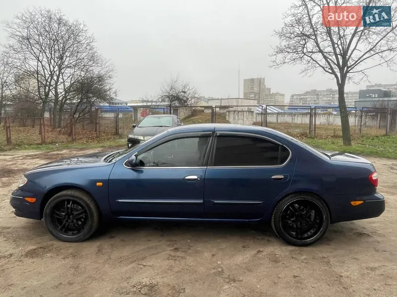 Nissan Maxima 2000