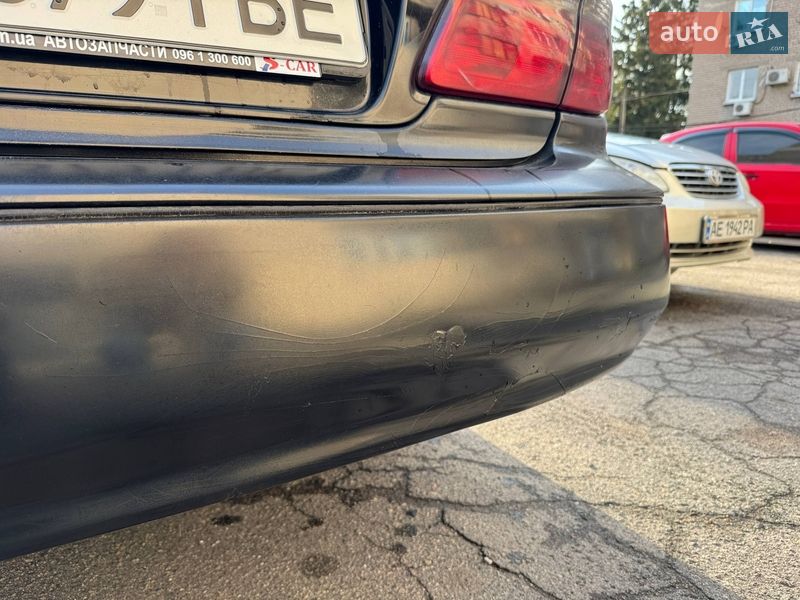 Седан Nissan Maxima 2001 в Днепре