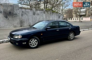 Седан Nissan Maxima 1995 в Одессе