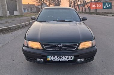 Седан Nissan Maxima 1998 в Первомайську