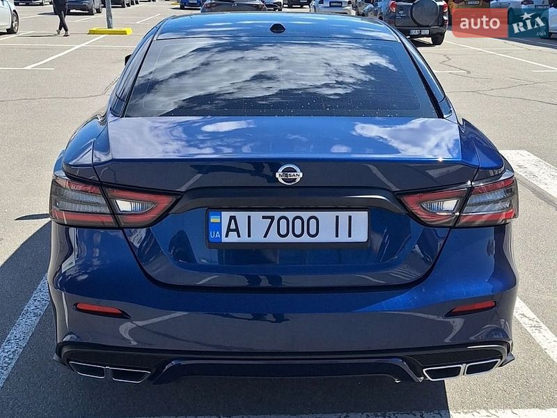 Седан Nissan Maxima 2018 в Борисполе
