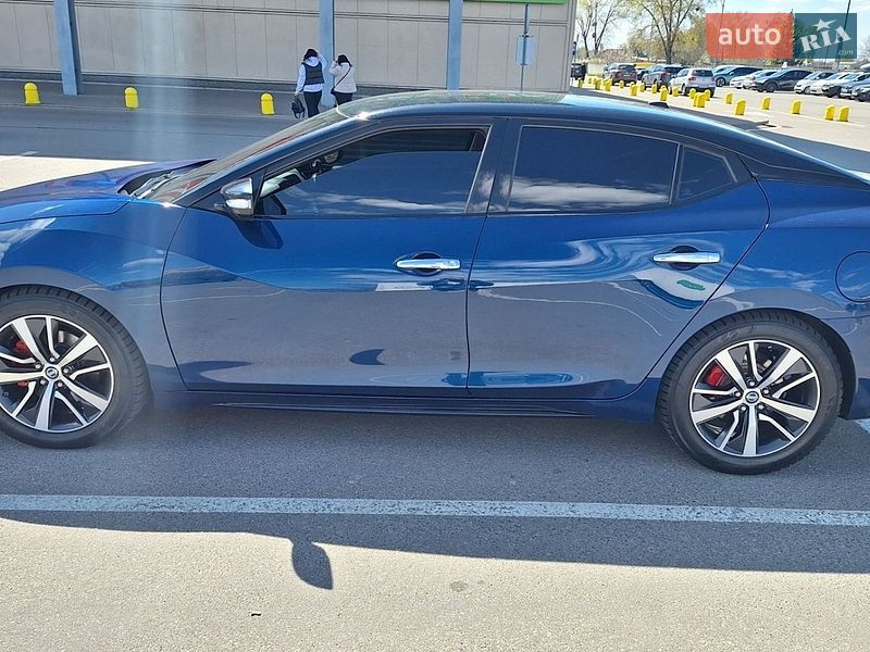 Седан Nissan Maxima 2018 в Борисполе
