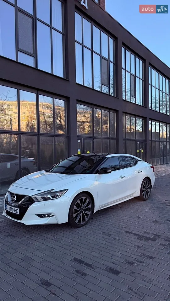 2016 Nissan Maxima - мініатюра 26