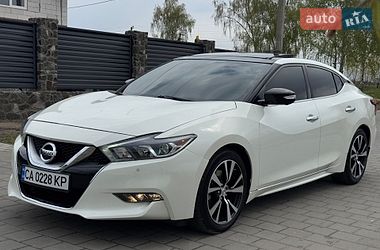 Седан Nissan Maxima 2018 в Черкассах