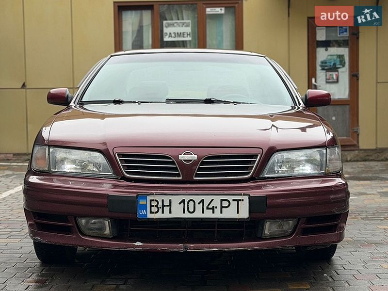 Седан Nissan Maxima 1996 в Одессе