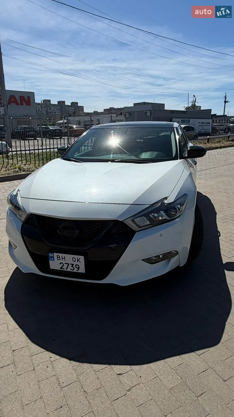 2017 Nissan Maxima - мініатюра 18