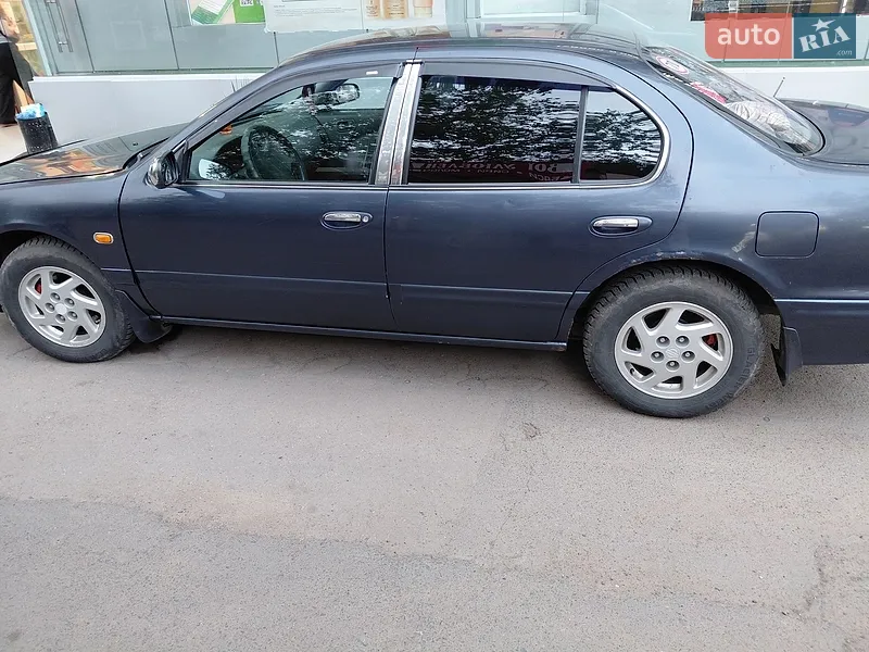Nissan Maxima 1997