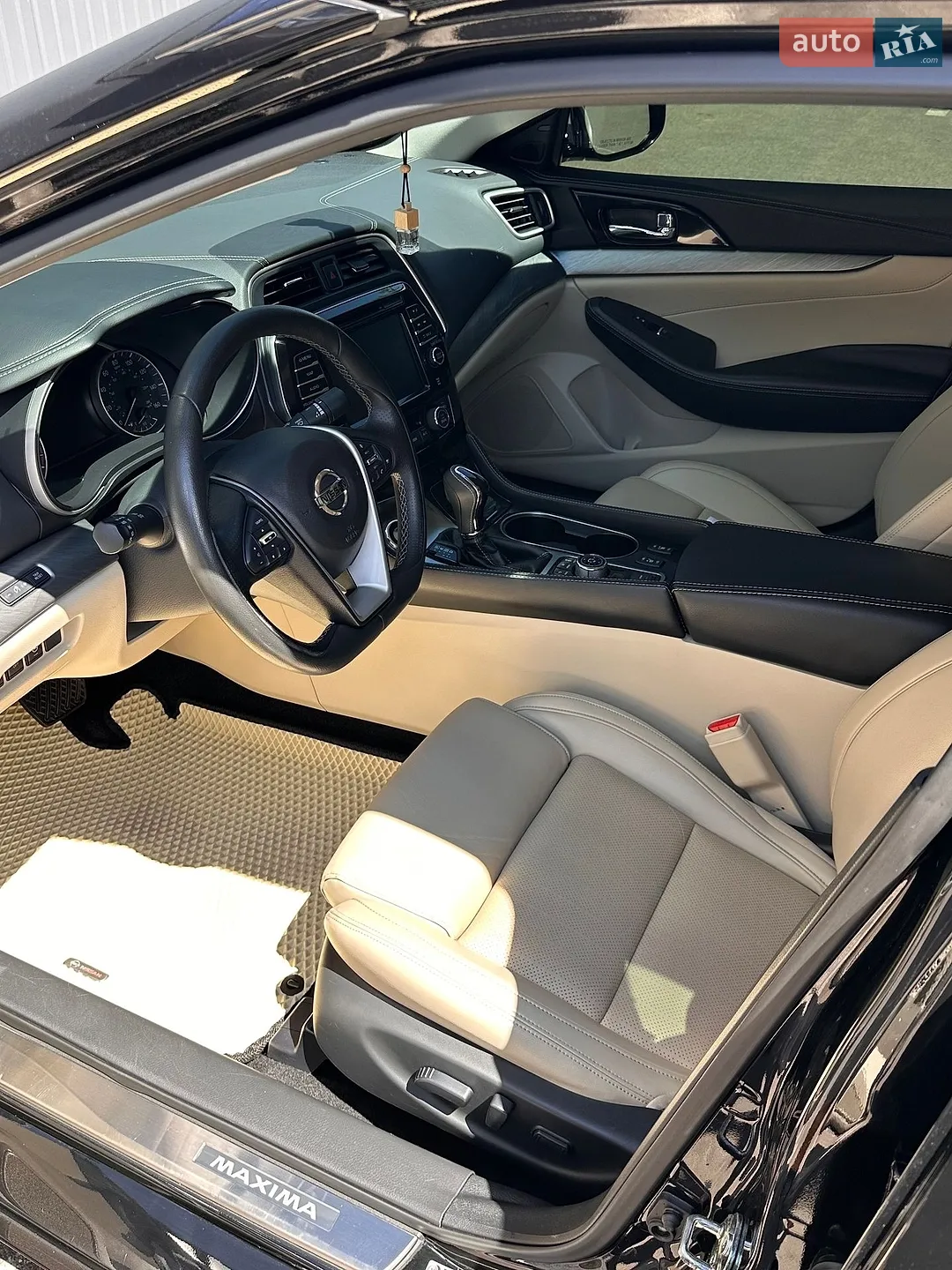 2016 Nissan Maxima - мініатюра 19