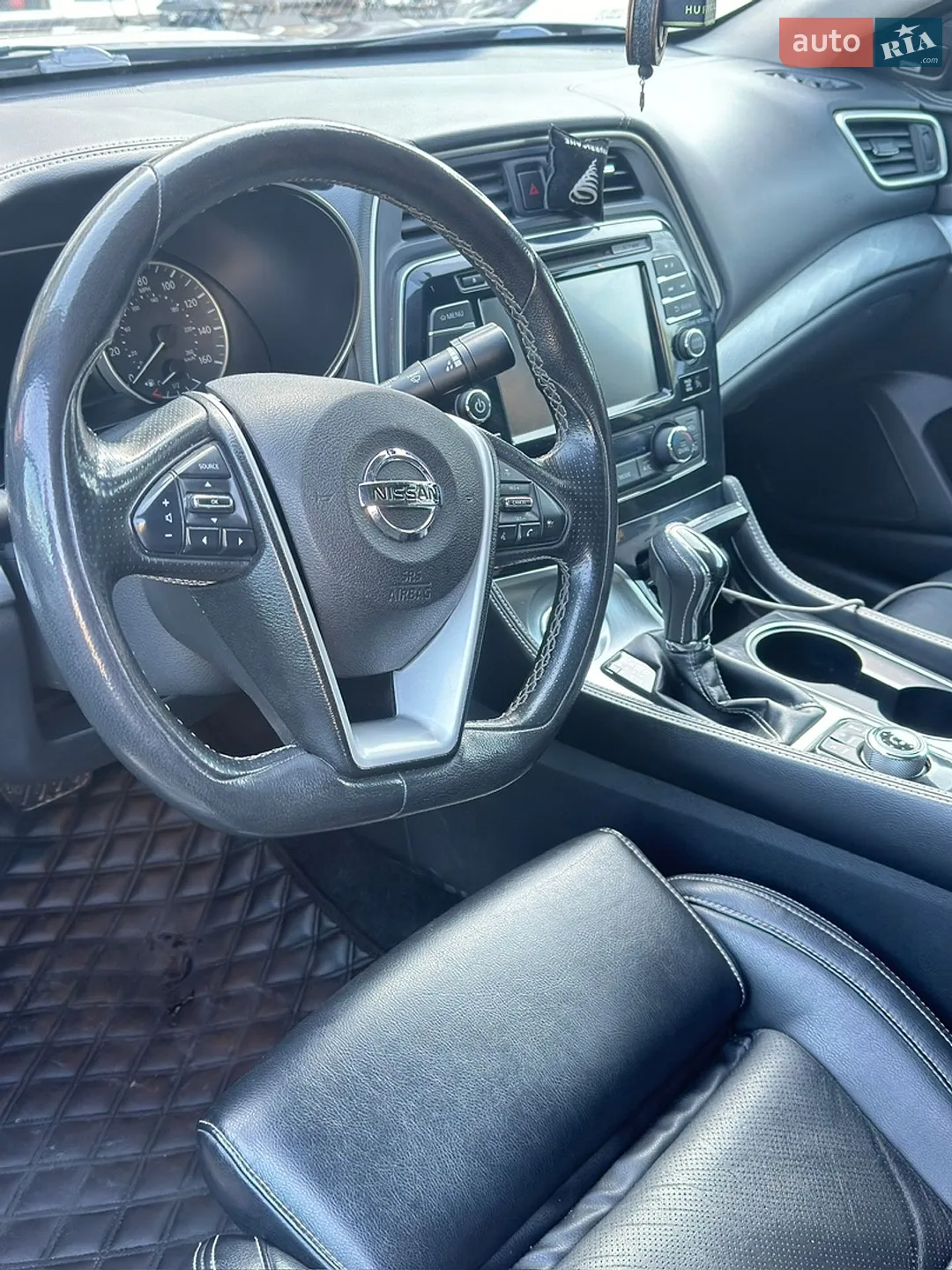 2017 Nissan Maxima - мініатюра 9
