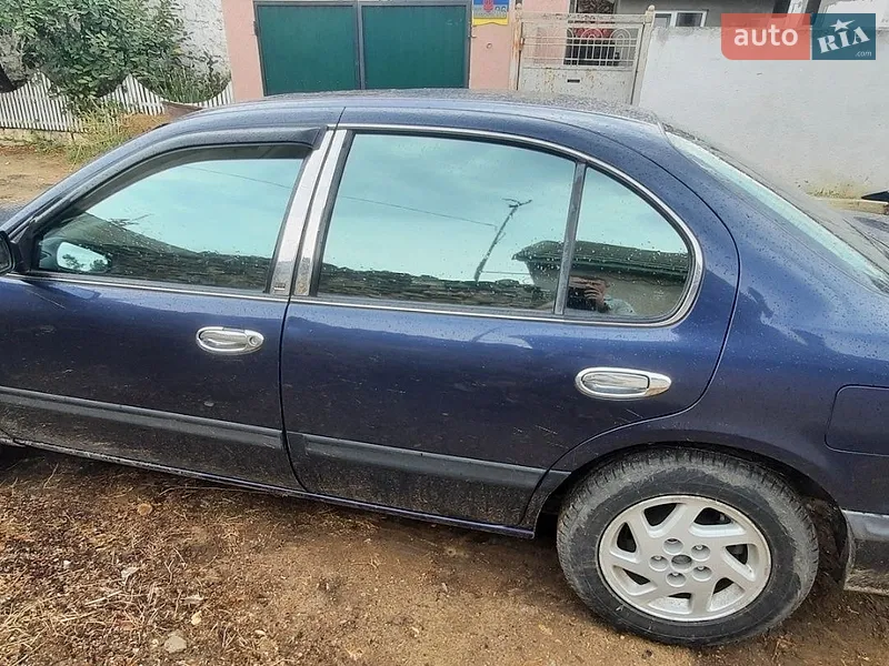 Nissan Maxima 1997