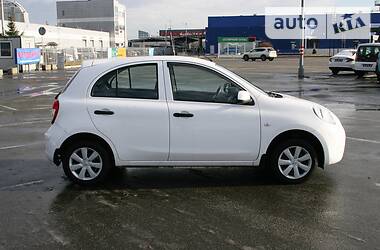 Хетчбек Nissan Micra 2013 в 