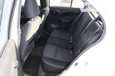 Хетчбек Nissan Micra 2013 в 