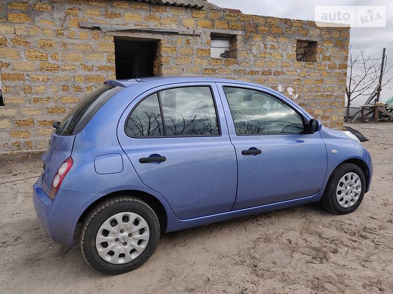 Хетчбек Nissan Micra 2004 в Києві