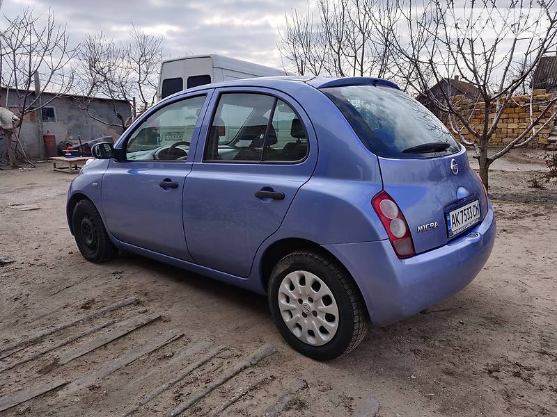 Хетчбек Nissan Micra 2004 в Києві