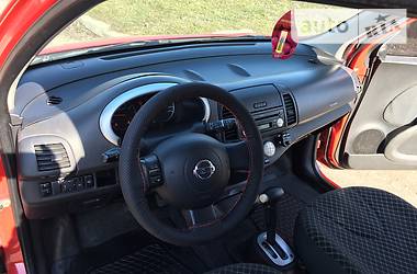 Хетчбек Nissan Micra 2006 в 