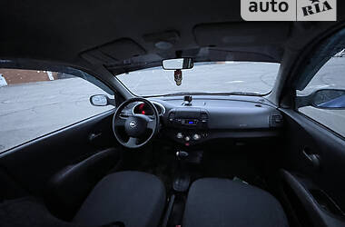 Хэтчбек Nissan Micra 2004 в Киеве