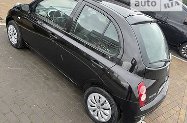 Хэтчбек Nissan Micra 2006 в 