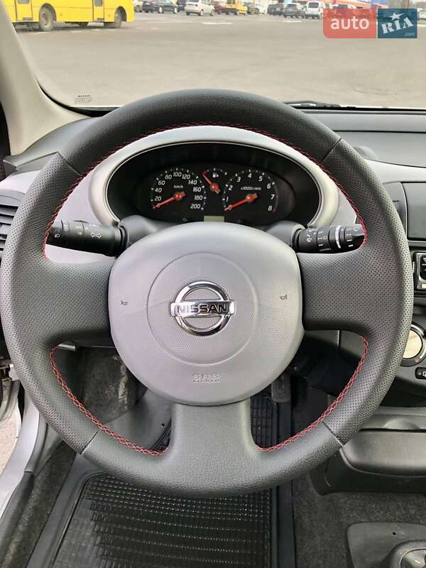 Хетчбек Nissan Micra 2005 в Луцьку