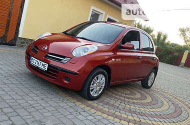 Хэтчбек Nissan Micra 2005 в Дрогобыче