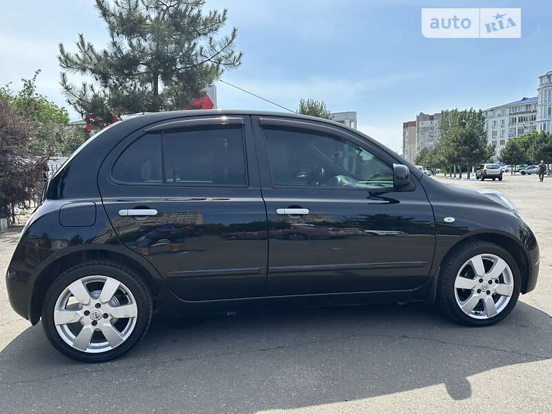 Хэтчбек Nissan Micra 2010 в Одессе