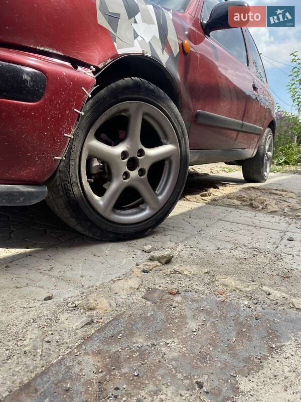 Хетчбек Nissan Micra 1994 в Херсоні