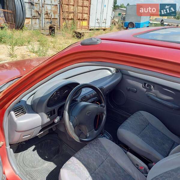 Хетчбек Nissan Micra 1997 в Одесі