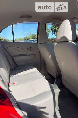 Хетчбек Nissan Micra 2010 в 