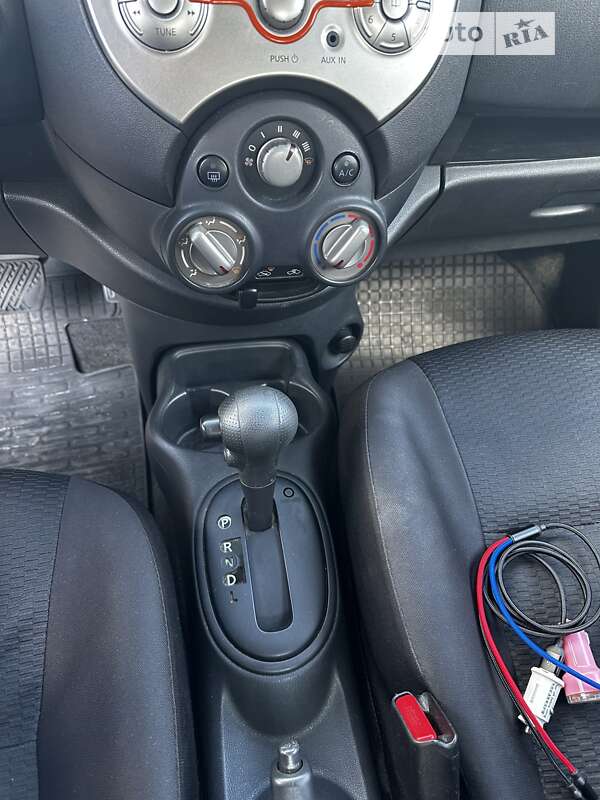 Хэтчбек Nissan Micra 2013 в Львове