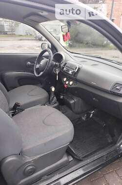 Хетчбек Nissan Micra 2005 в Дубні