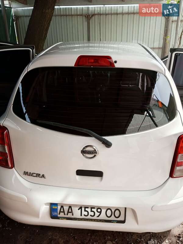 Хетчбек Nissan Micra 2015 в Києві