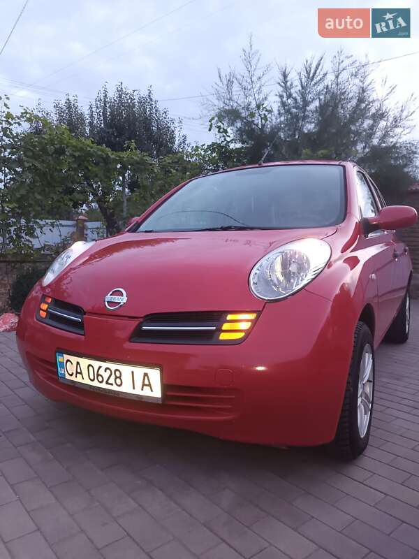 Хэтчбек Nissan Micra 2004 в Христиновке