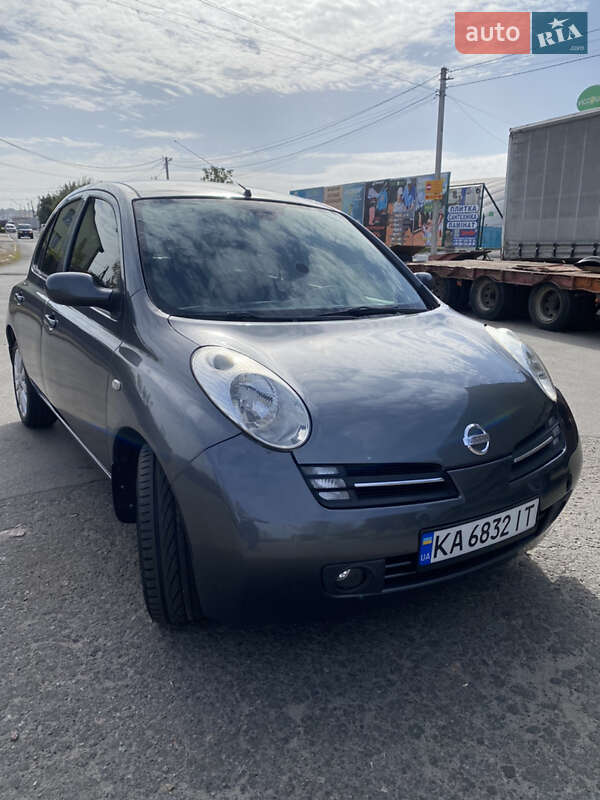 Хетчбек Nissan Micra 2004 в Києві