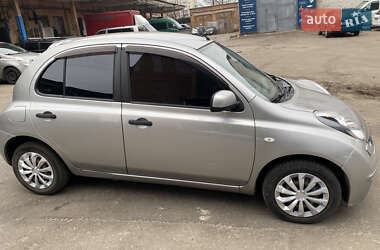 Nissan Micra 2010