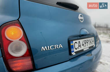 Хэтчбек Nissan Micra 2004 в Золотоноше