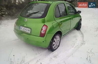 Хэтчбек Nissan Micra 2005 в Турийске