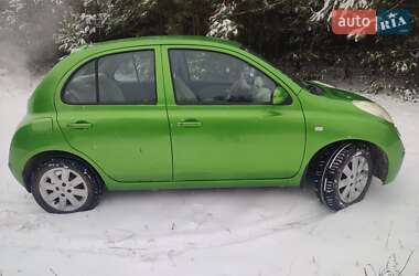 Хэтчбек Nissan Micra 2005 в Турийске