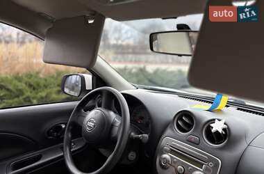 Хетчбек Nissan Micra 2013 в 
