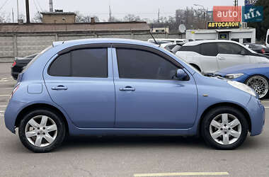 Хэтчбек Nissan Micra 2004 в Киеве