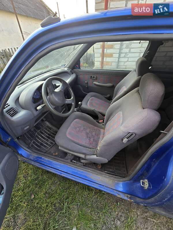 Хетчбек Nissan Micra 1999 в Володимирі