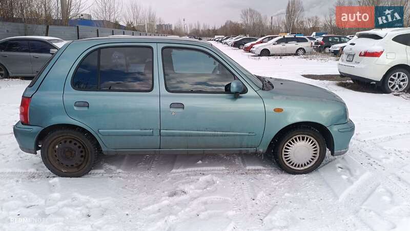 Хетчбек Nissan Micra 2001 в Києві