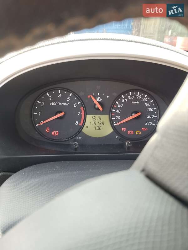 Хэтчбек Nissan Micra 2010 в Харькове