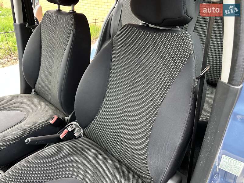 Хетчбек Nissan Micra 2007 в Одесі